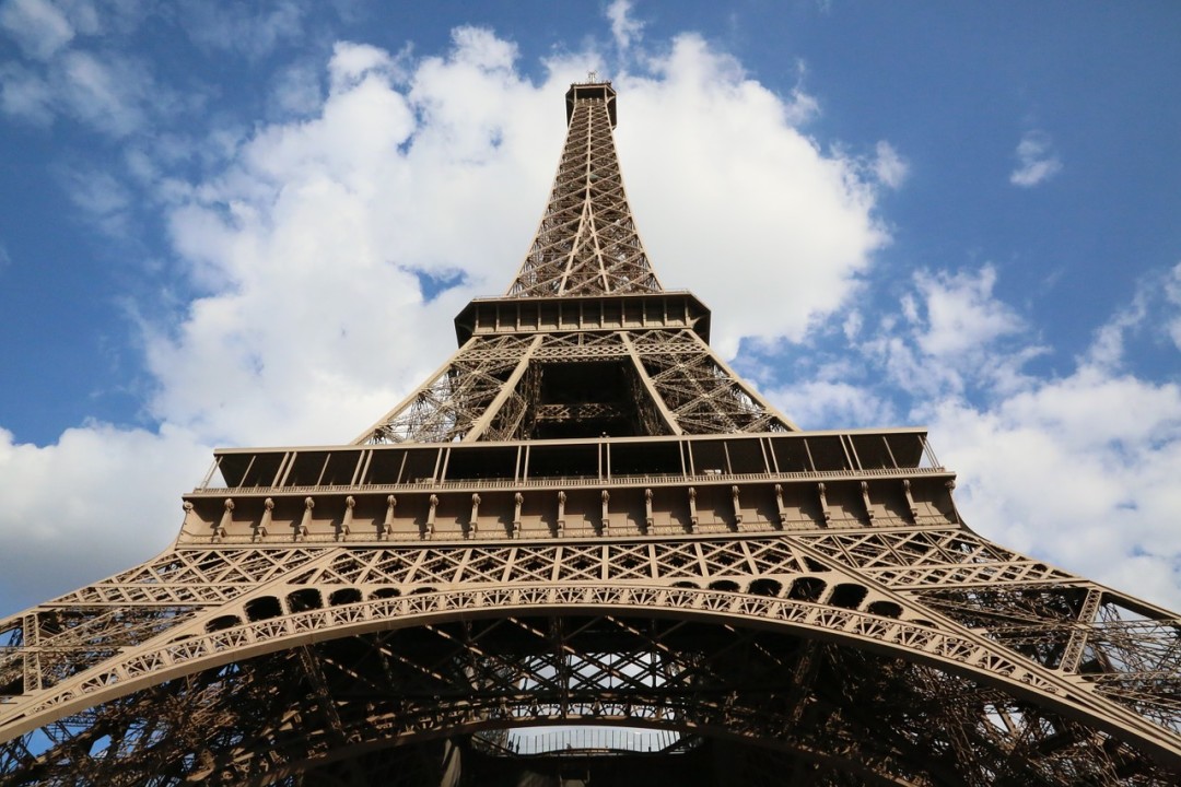 Eiffelturm am Tag